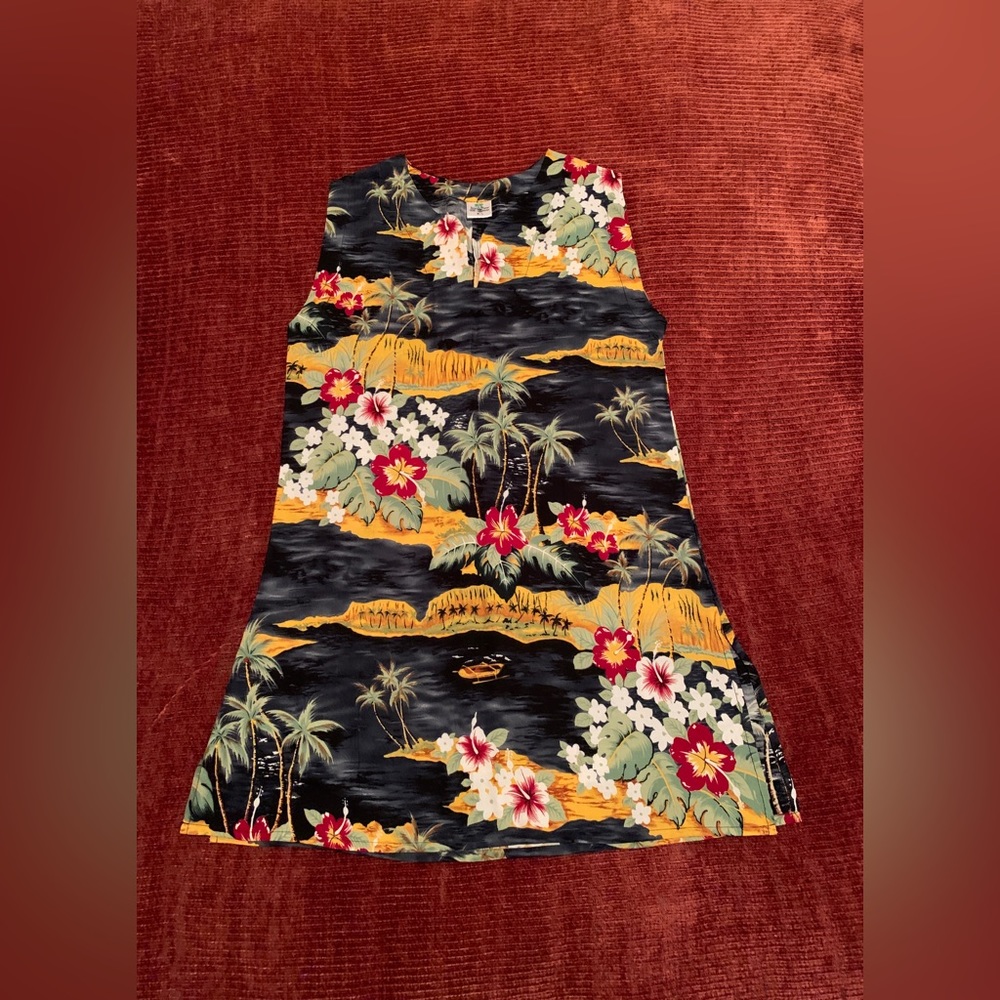 Hawaiian Swimsuit Coverup (NWOT)